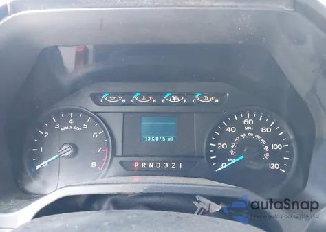 2015 Ford F-150 Xl z USA, uszkodzony, nr VIN 1FTMF1C81FKD70961